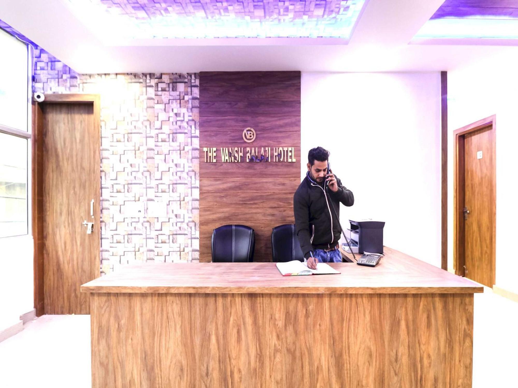 Hotel O The Vansh Balaji Hot Faridabad Esterno foto
