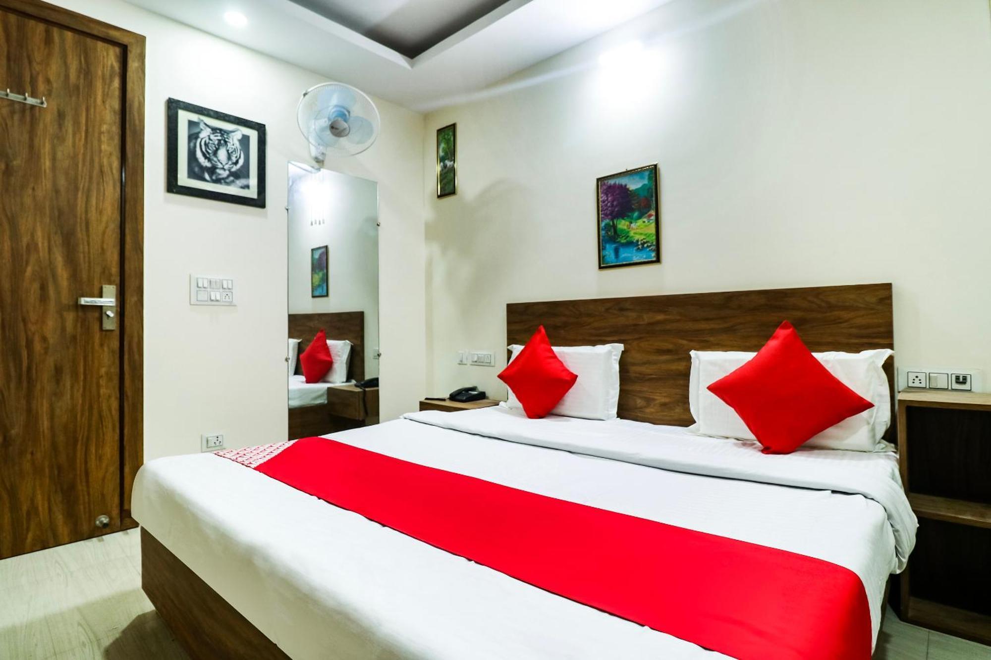 Hotel O The Vansh Balaji Hot Faridabad Esterno foto